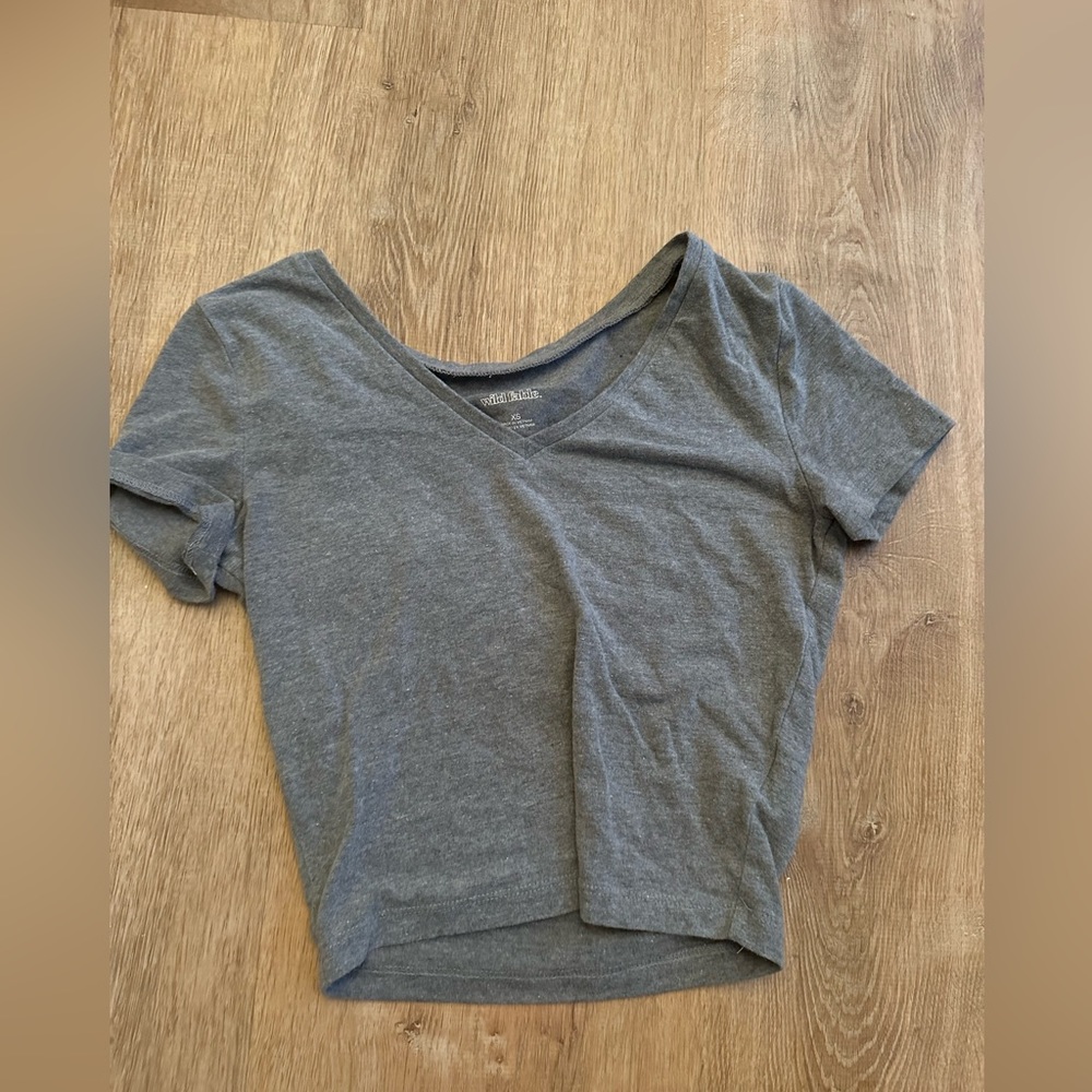 GREY V NECK BABY TEE